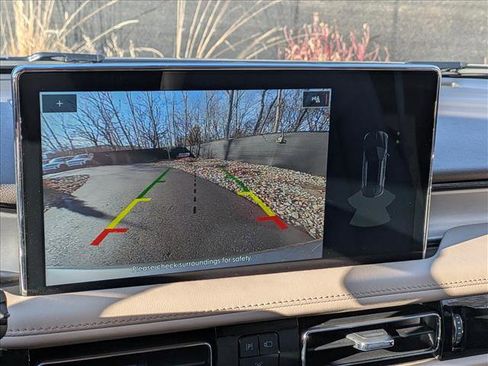 Certified 2023 Lincoln Nautilus AWD w/ Premium Package image 38