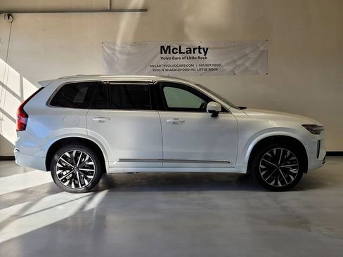 New 2026 Volvo XC90 B6 Ultra w/ Protection Package image 2