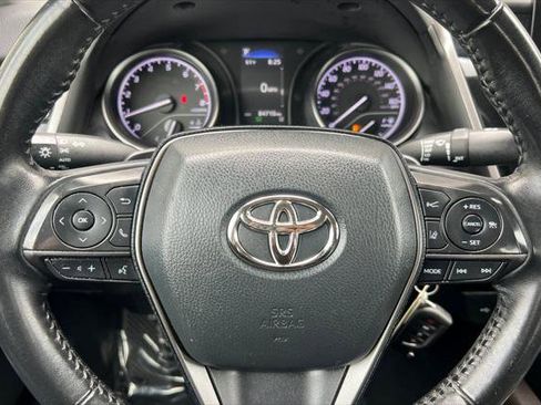 Certified 2022 Toyota Camry SE FWD image 22