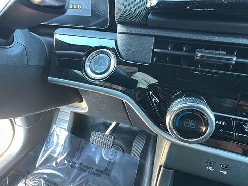 New 2026 Honda Prologue EX image 17