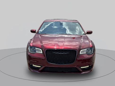 Used 2023 Chrysler 300 Touring L w/ Popular Equipment Group RWD image 8