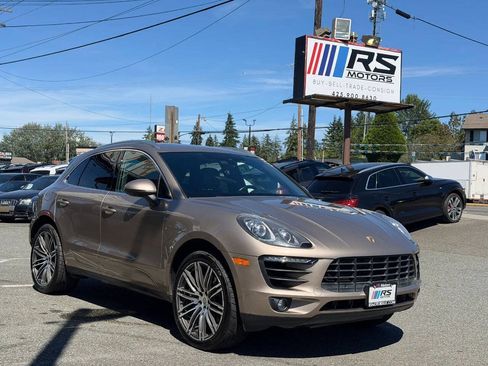 Used 2017 Porsche Macan S AWD/4WD image 7