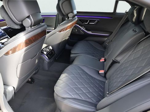 New 2026 Mercedes-Benz S 580 4MATIC Sedan image 23