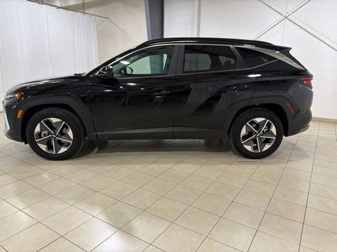 Used 2025 Hyundai Tucson SEL FWD image 3