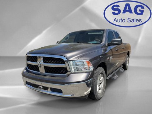 Used 2020 RAM 1500 Classic SLT RWD image 5