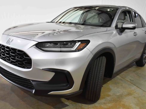 New 2026 Honda HR-V LX image 5