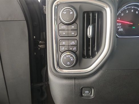 Used 2019 Chevrolet Silverado 1500 RST w/ All-Star Edition image 21