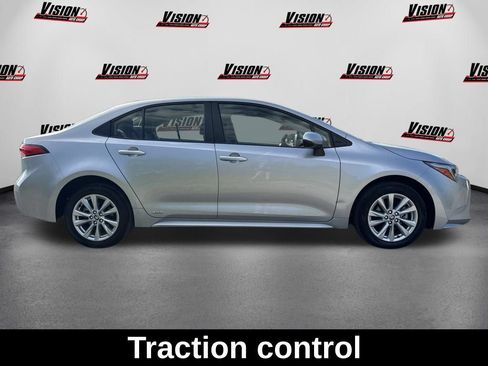 Used 2024 Toyota Corolla LE w/ LE Convenience Package AWD/4WD image 4