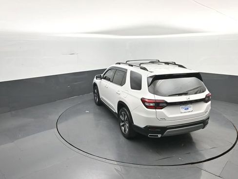 Used 2024 Honda Pilot Elite image 28