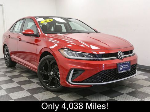 Certified 2026 Volkswagen Jetta SE FWD image 3