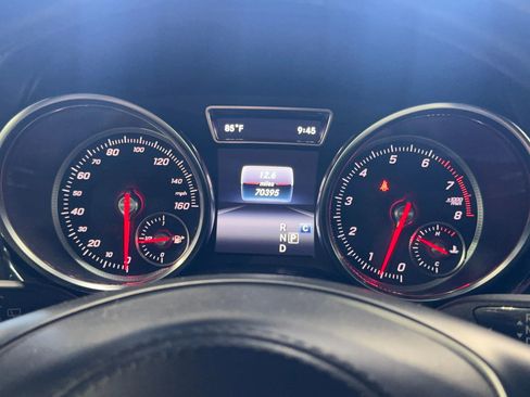 Used 2019 Mercedes-Benz GLS 550 4MATIC image 32