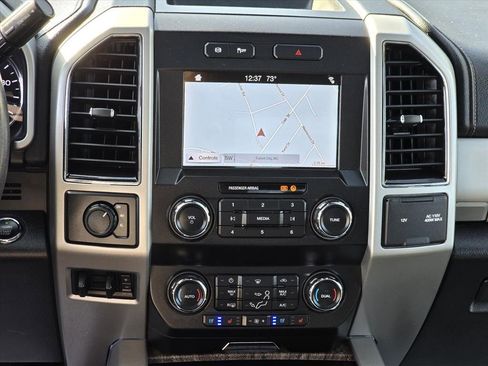 Used 2019 Ford F250 Lariat w/ Lariat Ultimate Package image 18