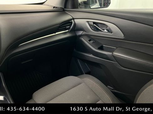 Used 2019 Chevrolet Traverse LT FWD image 10