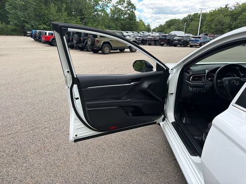 Used 2024 Toyota Camry LE w/ Convenience Package FWD image 21