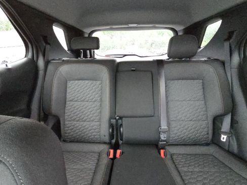 Used 2018 Chevrolet Equinox LT FWD image 25