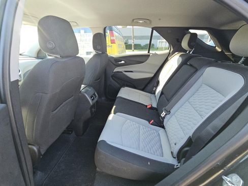 Used 2020 Chevrolet Equinox LS w/ LS Convenience Package FWD image 13