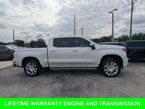 Used 2023 Chevrolet Silverado 1500 High Country w/ High Country Premium Package AWD/4WD image 4