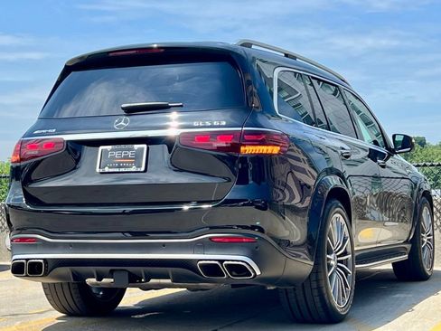 Certified 2025 Mercedes-Benz GLS 63 AMG 4MATIC image 11