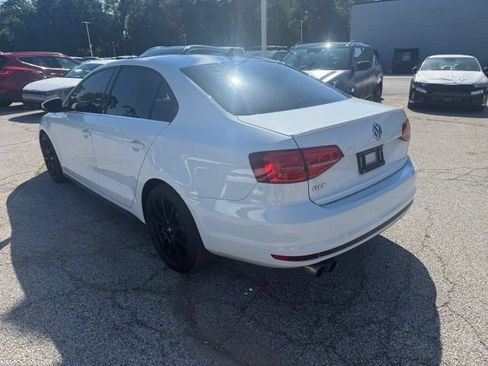 Used 2015 Volkswagen Jetta GLI SEL FWD image 4