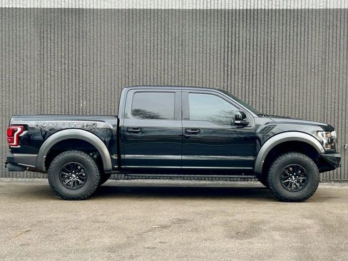 Certified 2018 Ford F150 Raptor w/ Equipment Group 802A Luxury image 6