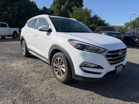 Used 2018 Hyundai Tucson SEL FWD image 7