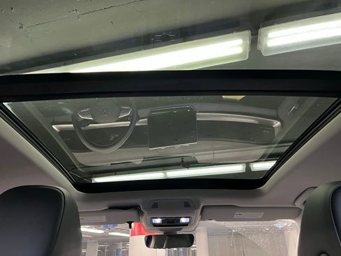 New 2026 Volkswagen Tiguan SE AWD/4WD image 10