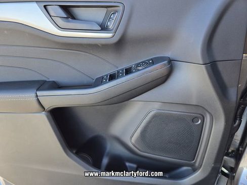 New 2026 Ford Escape Active w/ Tech Pack #1 FWD image 21