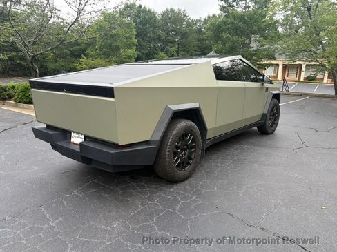 Used 2024 Tesla Cybertruck Cyberbeast AWD/4WD image 6
