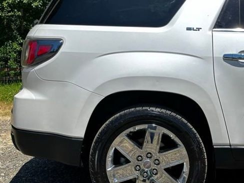 Used 2017 GMC Acadia Limited SLT AWD/4WD image 33