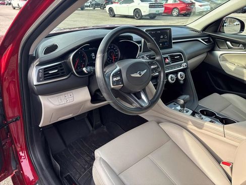 Used 2019 Genesis G70 2.0T Advanced image 13