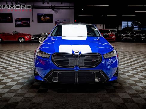 Used 2025 BMW M5 w/ Carbon Package image 26