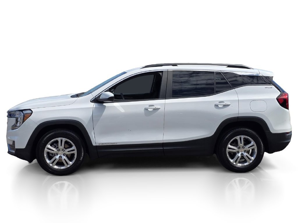 Used 2024 GMC Terrain SLE w/ Driver Convenience Package FWD image 10