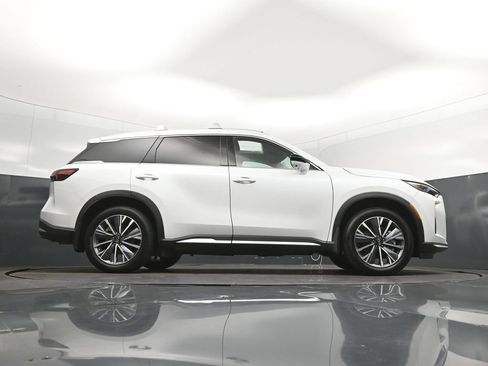 Certified 2026 INFINITI QX60 Luxe w/ Cargo Package FWD image 44