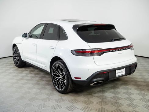 New 2026 Porsche Macan AWD/4WD image 3