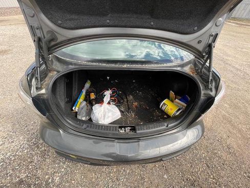 Used 2011 MAZDA MAZDA3 i Touring FWD image 25