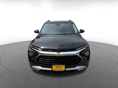 Used 2025 Chevrolet TrailBlazer LT FWD image 4