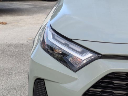 Used 2023 Toyota RAV4 XLE image 10