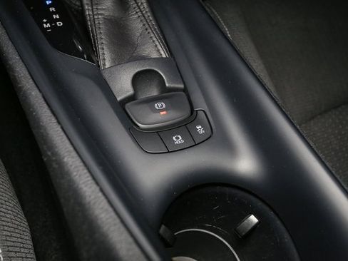 Used 2018 Toyota C-HR XLE image 23