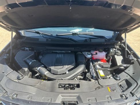 Used 2024 Chevrolet Traverse LT FWD image 22