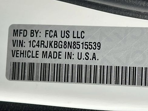 Certified 2022 Jeep Grand Cherokee L Limited image 30