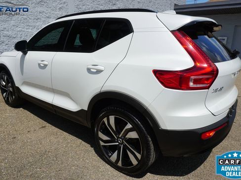 Used 2023 Volvo XC40 B5 Plus w/ Driver Assist Package AWD/4WD image 8