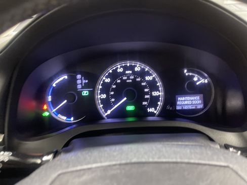 Used 2017 Lexus CT 200h w/ Accessory Package 2 image 32