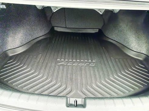 Used 2017 Honda Accord Sport Special Edition image 23