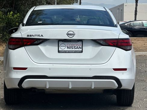 Used 2025 Nissan Sentra S FWD image 5