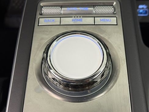 Used 2025 Genesis GV70 2.5T w/ Select Package image 26