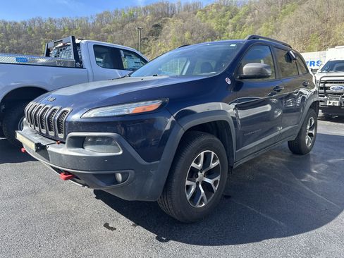Used 2014 Jeep Cherokee Trailhawk w/ Technology Group image 4