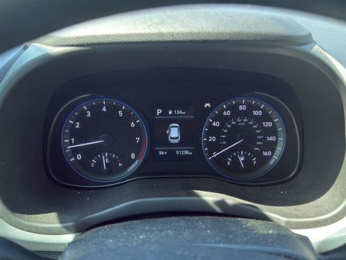 Used 2019 Hyundai Kona SE FWD image 6