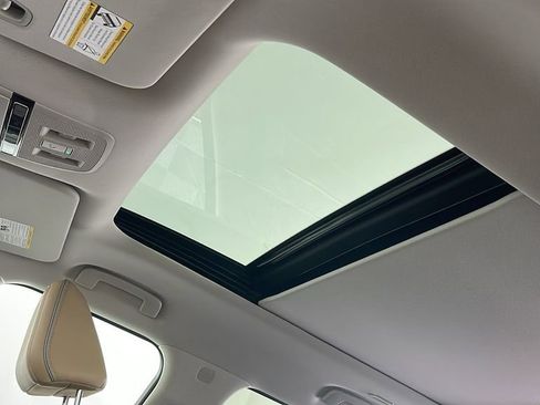 New 2025 INFINITI QX80 Luxe image 30