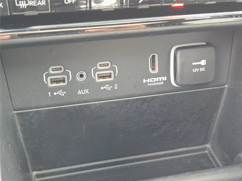 Certified 2025 Jeep Grand Cherokee Summit image 36