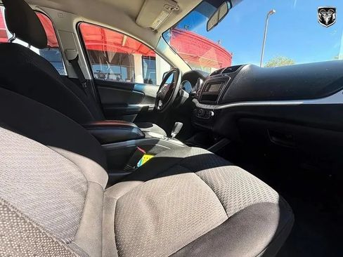 Used 2015 Dodge Journey American Value Package w/ Flexible Seating Group FWD image 13